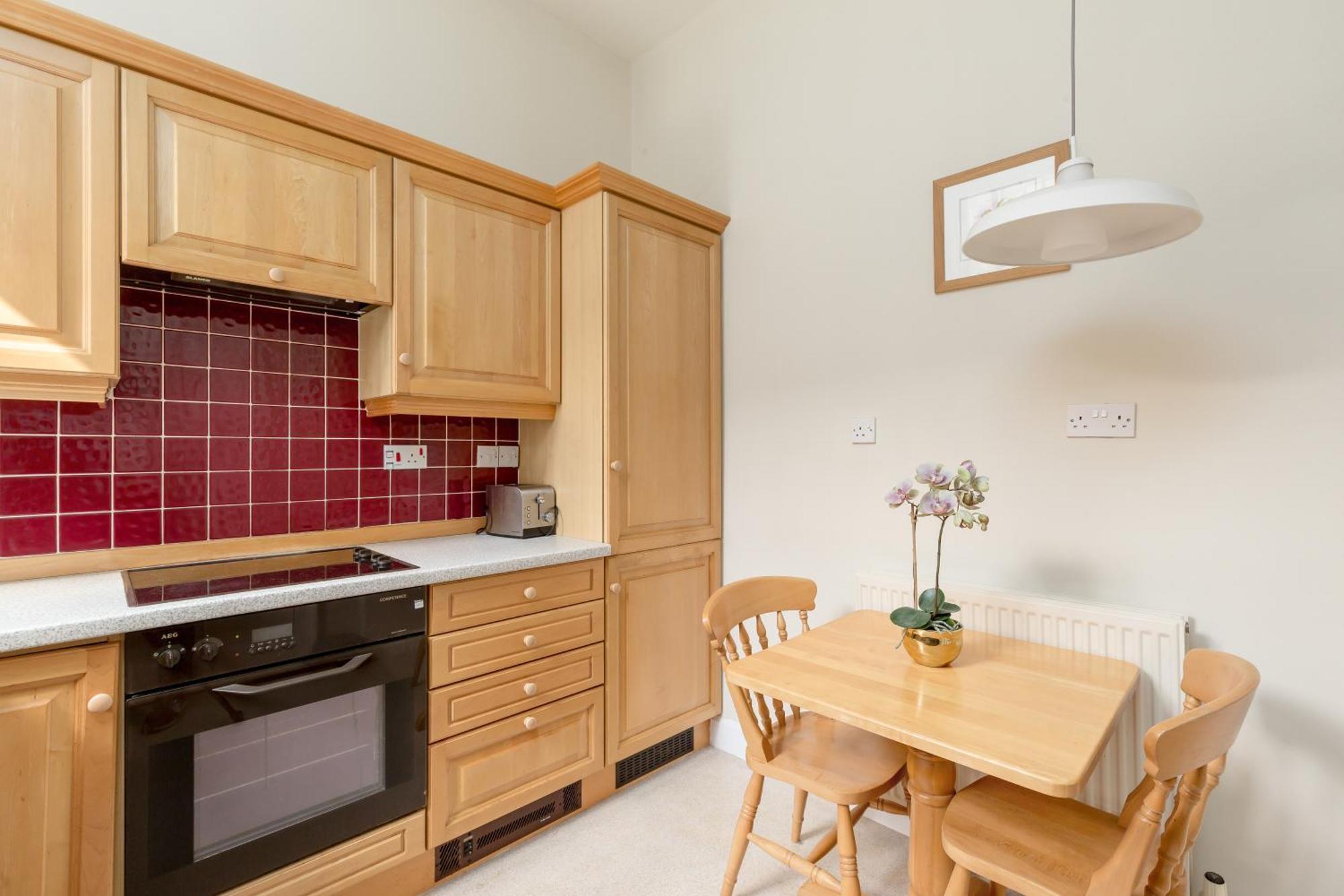 Light And Spacious 2 Bedroom Flat In Heart Of Edimburgo Esterno foto
